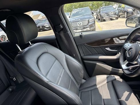 Used 2023 Mercedes-Benz GLC 300 4MATIC Coupe image 11