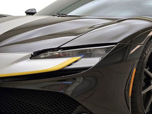 Used 2022 Ferrari SF90 Stradale image 5