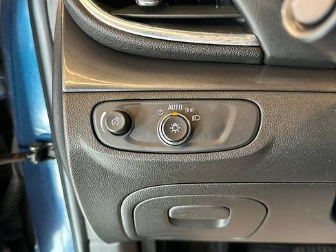 Used 2019 Buick Encore Preferred w/ Safety Package AWD/4WD image 18