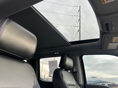 Used 2024 Ford F350 Lariat w/ Sport Appearance Package image 17