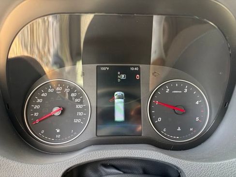 Used 2024 Mercedes-Benz Sprinter 3500 image 13