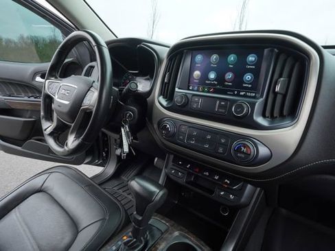 Used 2021 GMC Canyon Denali image 30
