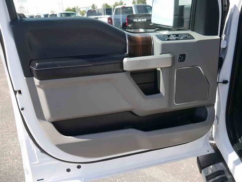 Used 2016 Ford F150 Lariat w/ Equipment Group 501A Mid AWD/4WD image 28