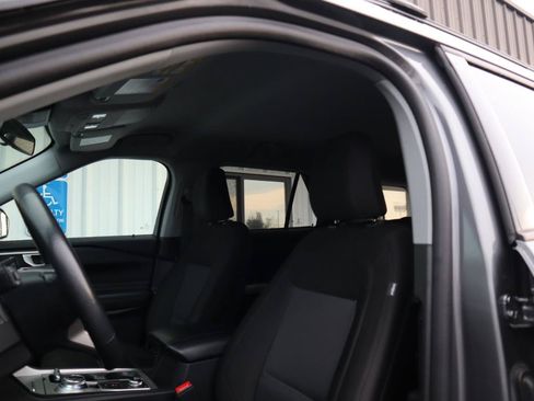 Used 2023 Ford Explorer XLT AWD/4WD image 53