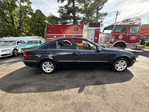 Used 2003 Mercedes-Benz E 320 Sedan image 3