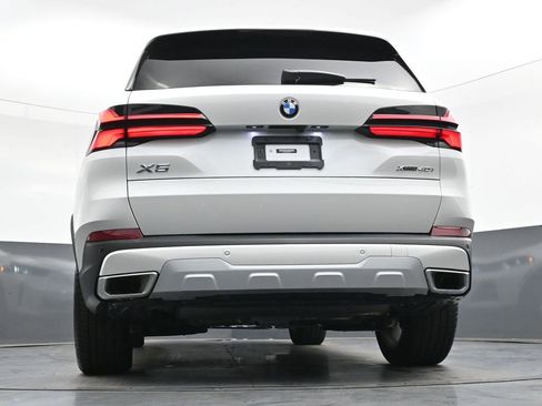 Used 2024 BMW X5 xDrive40i w/ Premium Package AWD/4WD image 33