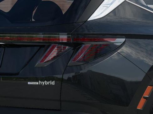 New 2025 Hyundai Tucson Limited image 10