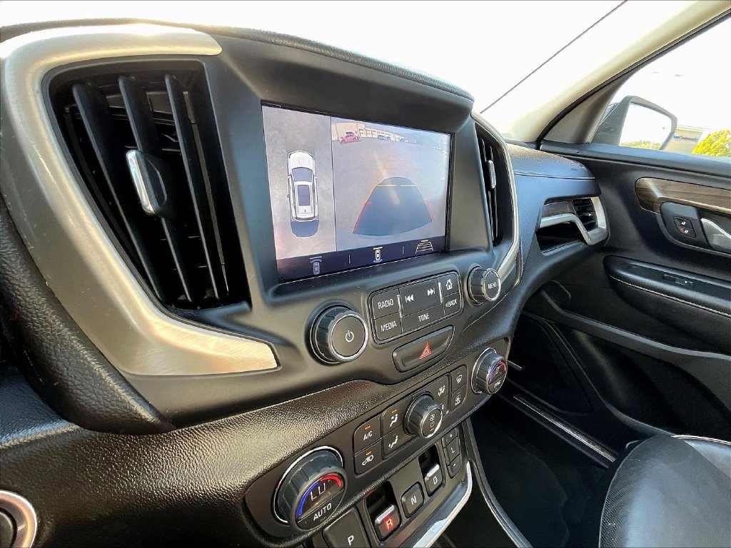Used 2018 GMC Terrain Denali w/ Advanced Safety Package AWD/4WD image 14