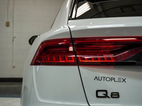 Used 2023 Audi Q8 Premium Plus w/ Premium Plus Package image 13