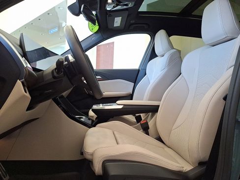 Used 2024 BMW X1 xDrive28i w/ Premium Package image 13