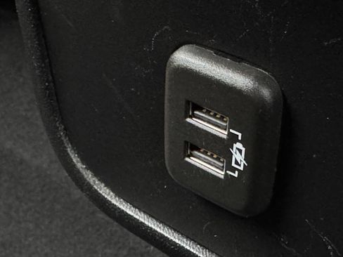 Used 2020 Chevrolet Equinox LT image 31