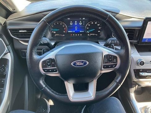 Used 2021 Ford Explorer XLT w/ Equipment Group 202A image 34