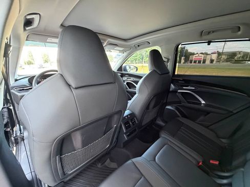 Used 2025 Audi Q5 Premium Plus AWD/4WD image 19