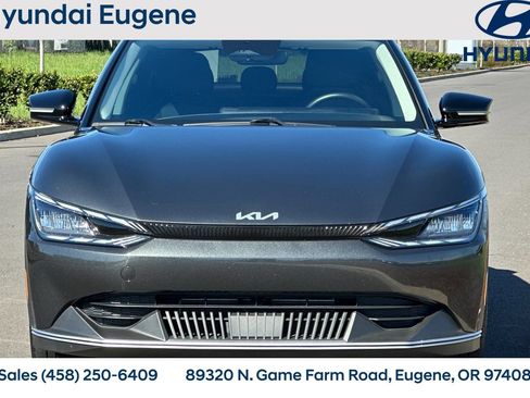 Used 2023 Kia EV6 Light RWD image 10