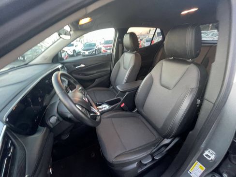 Used 2025 Buick Encore GX Preferred FWD image 34