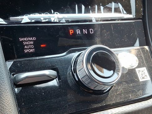 New 2025 Jeep Grand Cherokee Limited w/ Black Appearance Package image 9