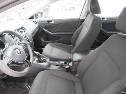 Used 2016 Volkswagen Jetta S image 13