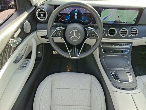 Certified 2023 Mercedes-Benz E 350 4MATIC Sedan image 11