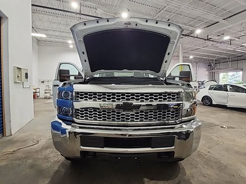 Used 2019 Chevrolet Silverado 2500 W/T AWD/4WD image 39