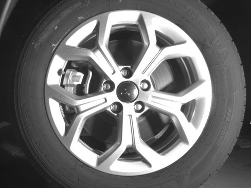 Used 2025 Jeep Compass Latitude image 12