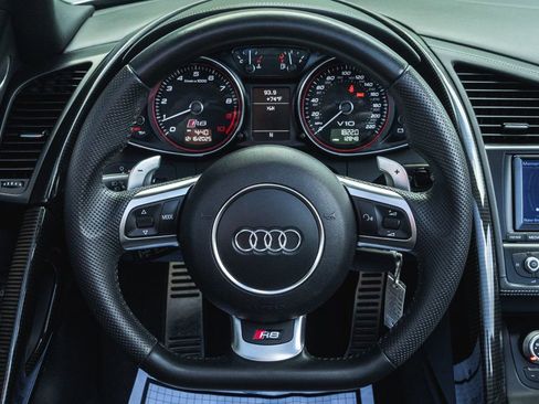 Used 2015 Audi R8 V10 image 19