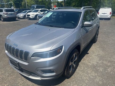 Used 2019 Jeep Cherokee Limited AWD/4WD image 26