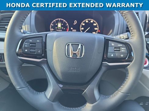Used 2025 Honda Odyssey Touring image 36