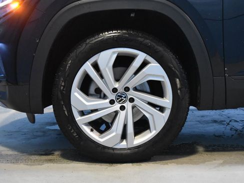 Certified 2023 Volkswagen Atlas SE image 23