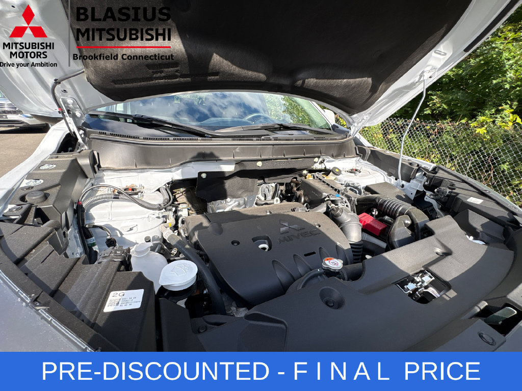 Used 2025 Mitsubishi Outlander Sport ES AWD/4WD image 58