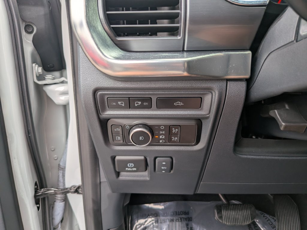 Used 2023 Ford F150 Lariat AWD/4WD image 33