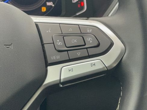 Used 2023 Volkswagen Tiguan SEL R-Line AWD/4WD image 19