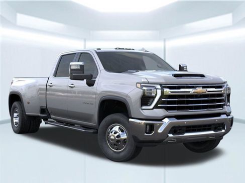 New 2026 Chevrolet Silverado 3500 LTZ w/ LTZ Plus Package AWD/4WD image 11