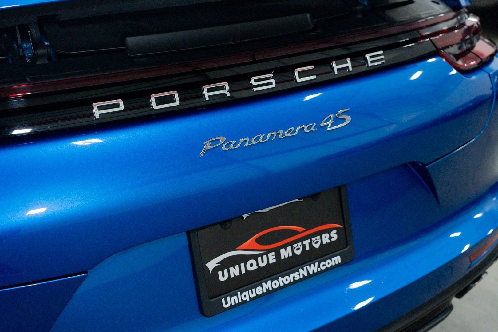 Used 2017 Porsche Panamera 4S AWD/4WD image 10