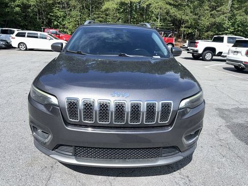 Used 2019 Jeep Cherokee Limited FWD image 2