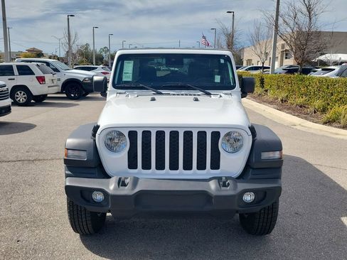 Used 2024 Jeep Wrangler Sport S image 12