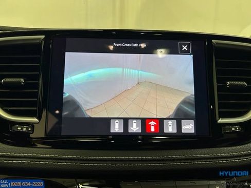 Used 2023 Chrysler Pacifica Limited w/ Uconnect Theater Family Group FWD image 54