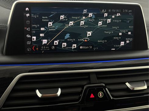 Used 2019 BMW 750i xDrive w/ Executive Package AWD/4WD image 36