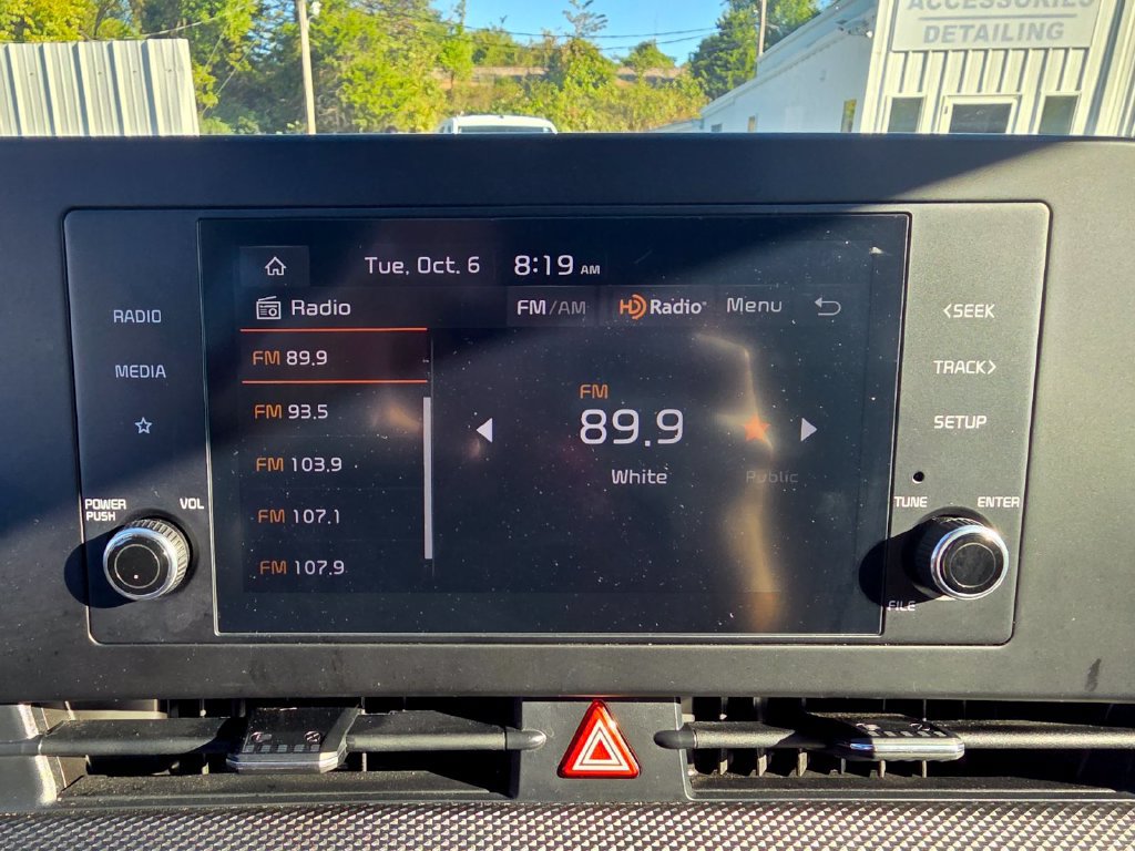 Used 2025 Kia Sportage LX FWD image 19