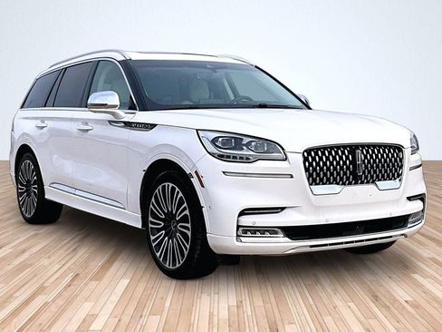 Used 2022 Lincoln Aviator Black Label AWD/4WD image 9