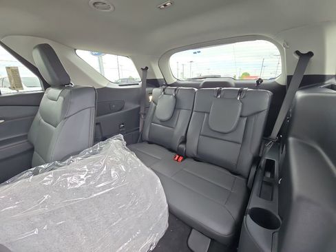 New 2026 Ford Explorer Active AWD/4WD image 39