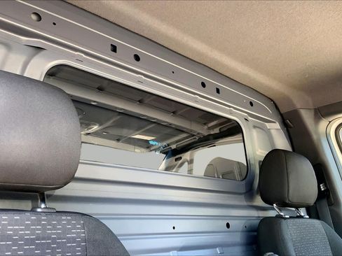 Used 2022 Mercedes-Benz Sprinter 2500 image 14