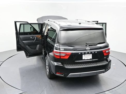 Used 2024 Nissan Armada SL w/ Captain's Chairs Package RWD image 25