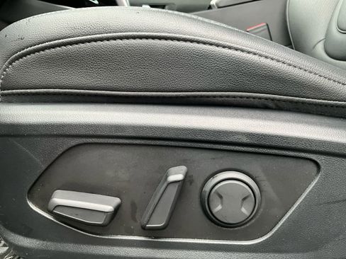 Used 2025 Hyundai Santa Cruz SEL image 25