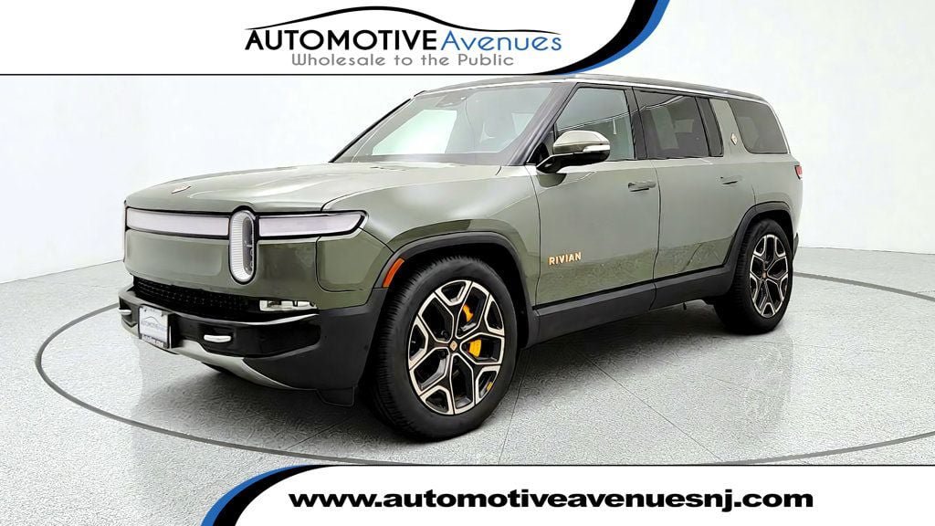 Used 2022 Rivian R1S Launch Edition Quad AWD/4WD image 1