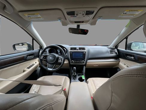 Used 2019 Subaru Outback 2.5i Limited AWD/4WD image 9