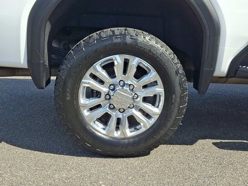 Used 2023 GMC Sierra 2500 Denali w/ Denali Ultimate Package image 8