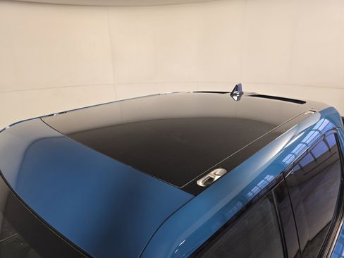 Used 2022 Rivian R1T Adventure image 13