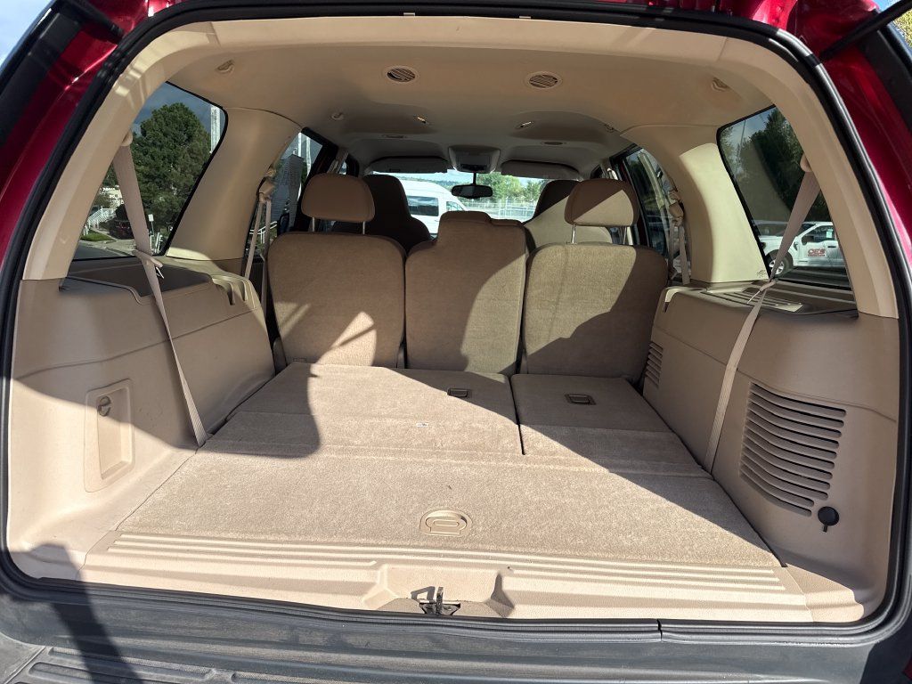 Used 2004 Ford Expedition XLT AWD/4WD image 21