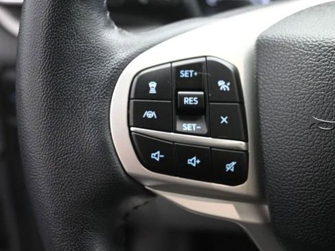 Certified 2023 Ford Explorer XLT w/ Equipment Group 202A AWD/4WD image 12