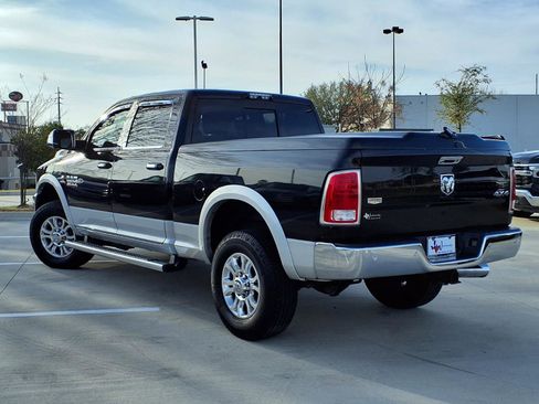 Used 2017 RAM 2500 Laramie image 2